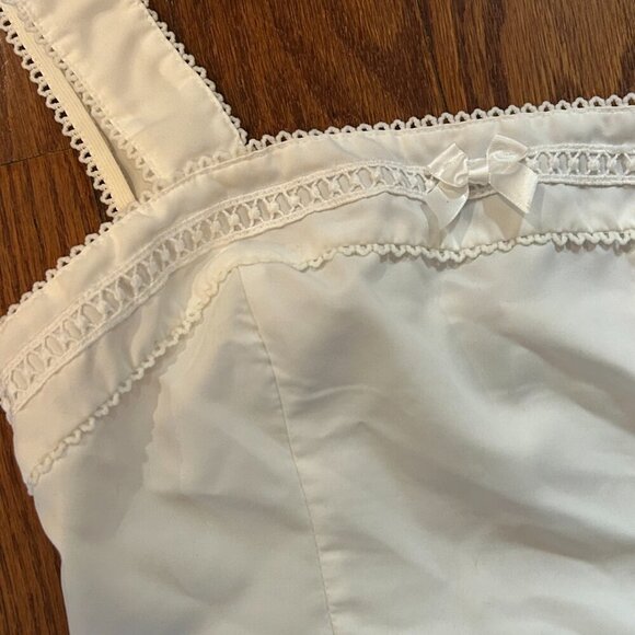 Coquette Bow Eyelet Lace Trim Crisp Cotton Cropped Top Size XS Square Neck Twee - Picture 9 of 10